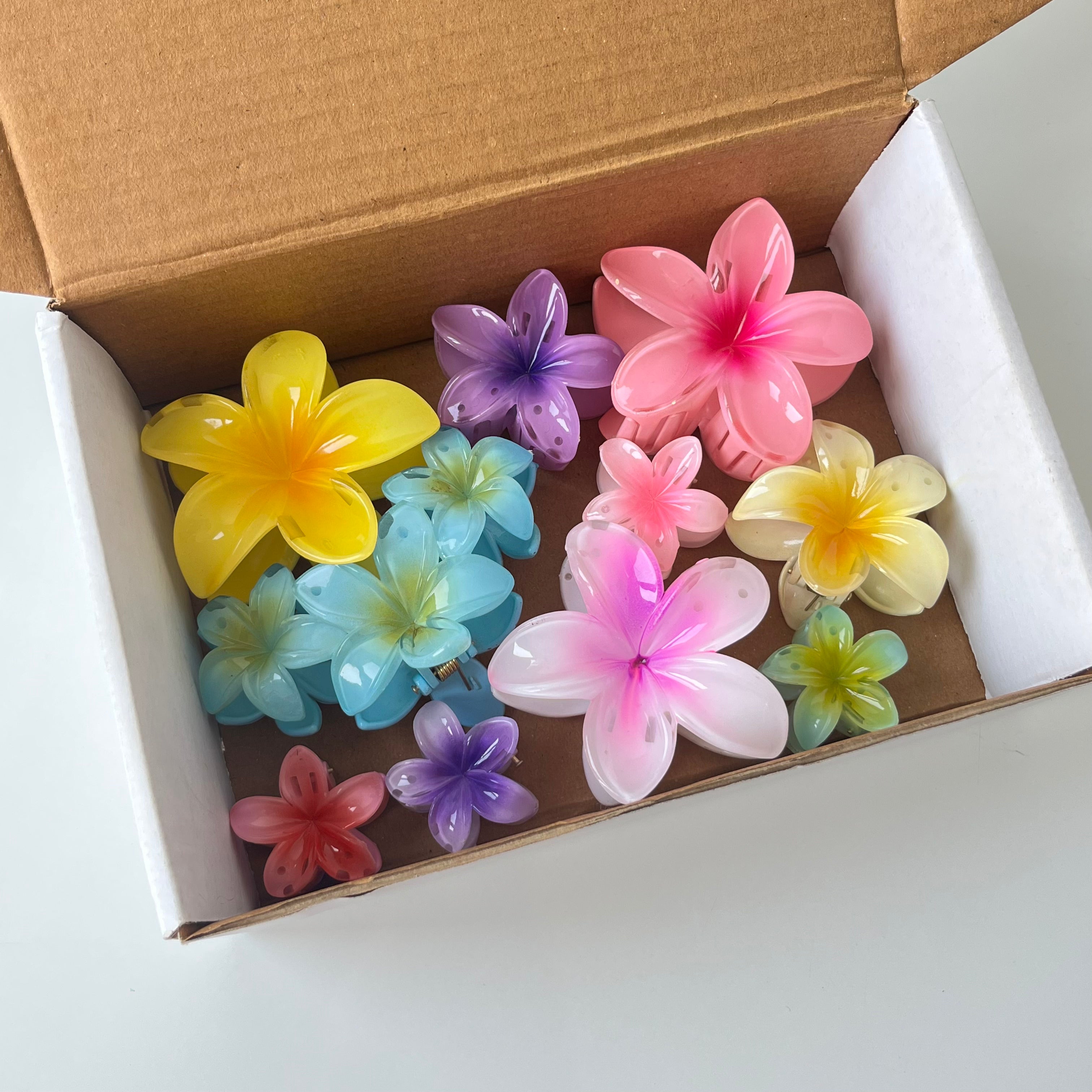 Tropical Bloom – Glossy Flower Hair Clip Combo (Set of 10)